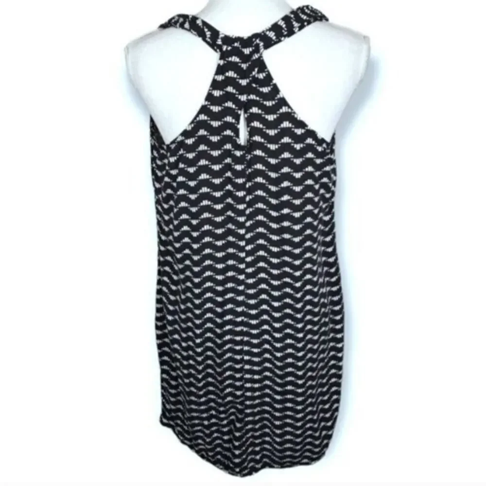 OLD NAVY BLACK & WHITE DRESS SZ.M EUC.